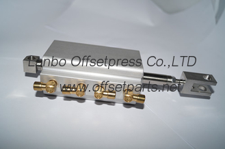 high quality original pneumatic cylinder D32 H15/15,G2.334.010 for sale