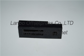 Akiyama rubber gripper pad , BT628 , L61 x W20 x H 15 / 09 mm , 7mm hole diameter