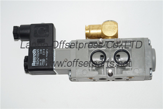 High quality directional control valve,M2.184.1171, offset printing machine parts