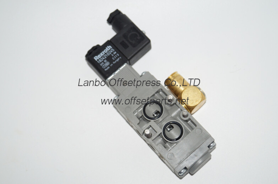 good quality directional control valve M2.184.1171 for offset printing machine