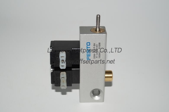 good quality cylinder / valve unit,F7.335.001 for SM102/CD102/CX102 machine