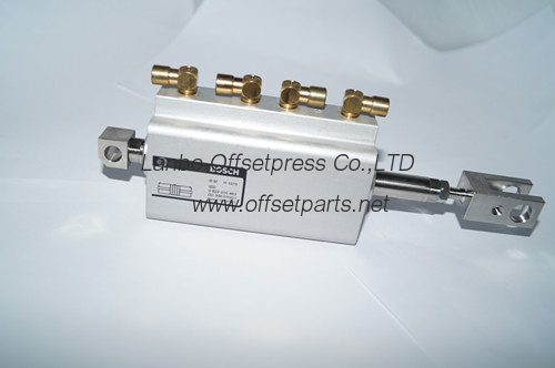 high quality original pneumatic cylinder D32 H15/15,G2.334.010 for sale