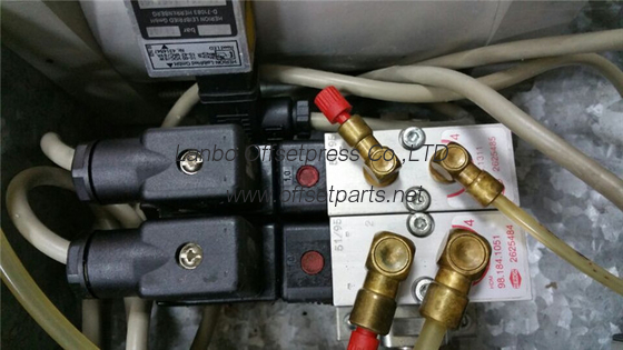 good quality pressure intensifier , 81.034.002B , printing machine part
