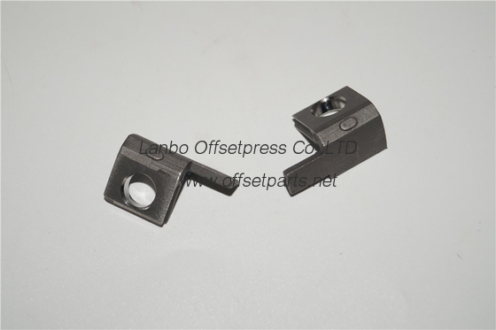 high quality cheap gripper F4.005.124 , original gripper 27/16x16x13.7mm