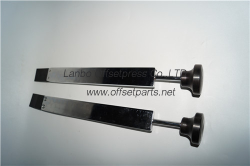 high quality komori hickey remover 261-4608-400 for komori printing machine