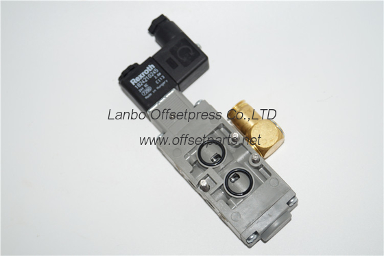 High quality directional control valve,M2.184.1171, offset printing machine parts