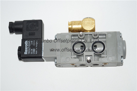 High quality directional control valve,M2.184.1171, offset printing machine parts