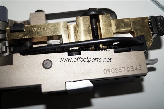 original deluxe stitcher DB45HD257/16 , 847-455-4400 for offset printing machine