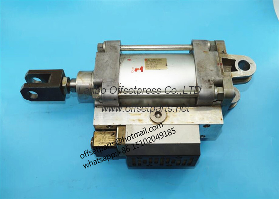 094k147813 Roland 700 machine cylinder 194k147813 left&right original used pneumatic cylinder for roland offsetpress