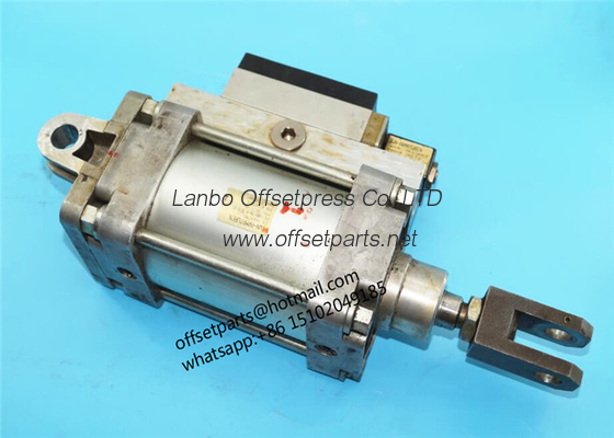 094k147813 Roland 700 machine cylinder 194k147813 left&right original used pneumatic cylinder for roland offsetpress